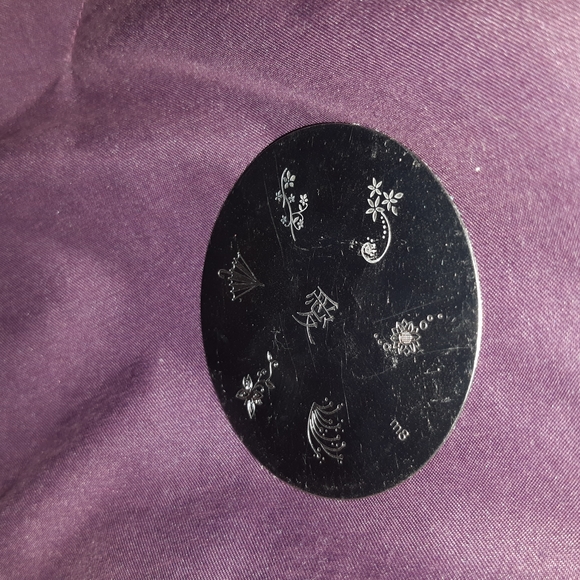 Nail Art Plates!! 💅🏼 - Picture 3 of 5